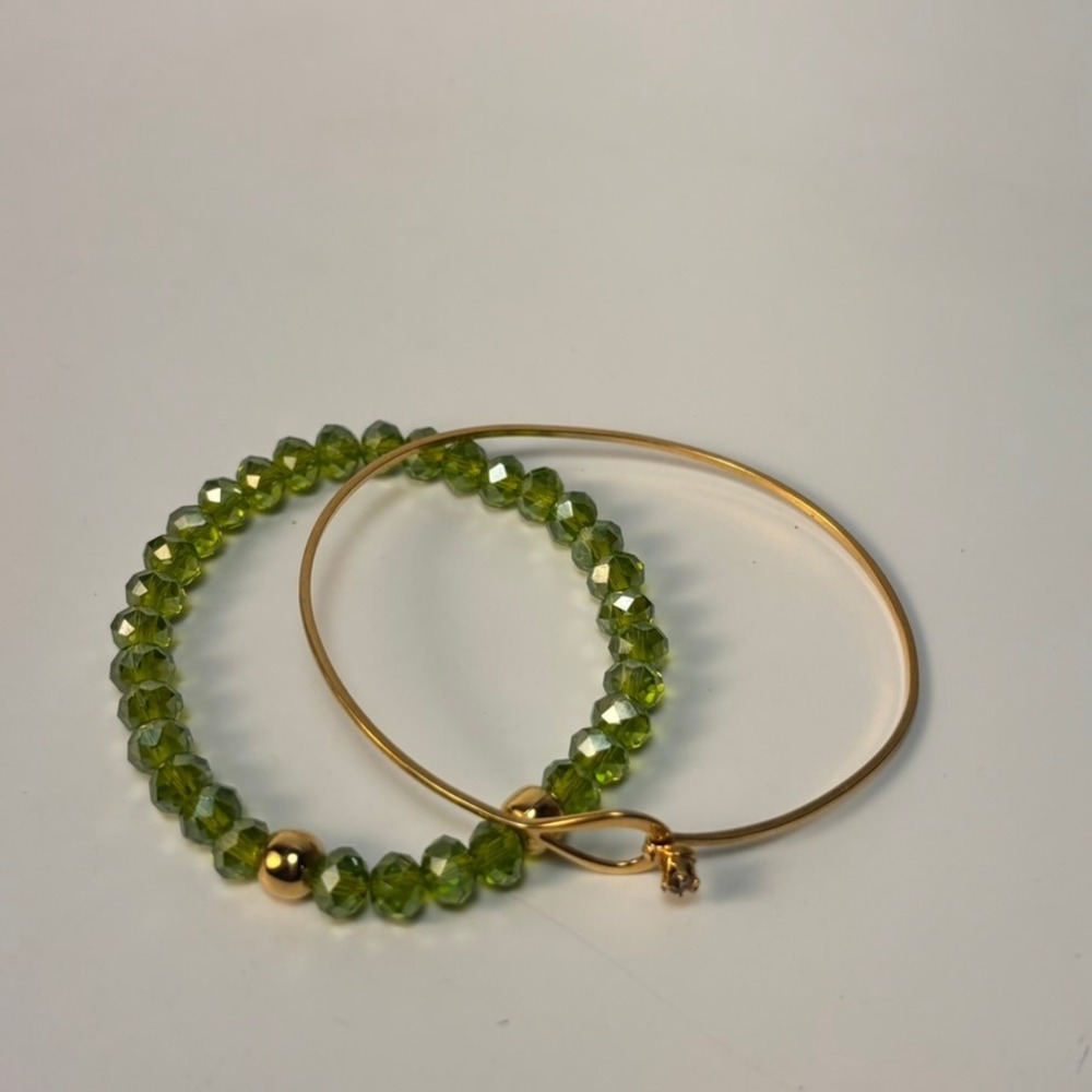 Green Beaded and Gold Tone Bangle Bracelet Set‎ 2 Piece Stackable